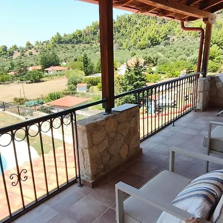 Peaceful Sea View Retreat With Private Pool Villa