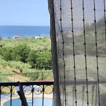 Peaceful Sea View Retreat With Private Pool 别墅 尼尔斯吉尼