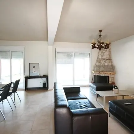 Peaceful Sea View Retreat With Private Pool * 尼尔斯吉尼